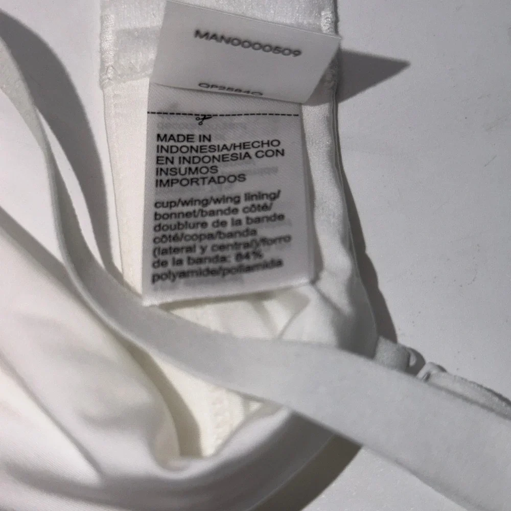 Calvin Klein 38B Padded Underwire Bra Minimalist Classic Everyday Essential